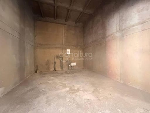 Local en venta en Los Colores, Medellín, 28 m² · foto 2 de 6