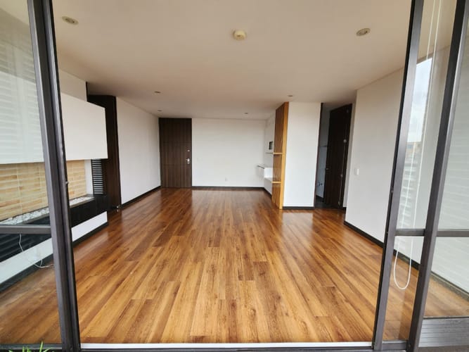 Apartamento de 3 alcobas en venta en Alejandria, Bogotá, 136 m² · foto 2 de 24