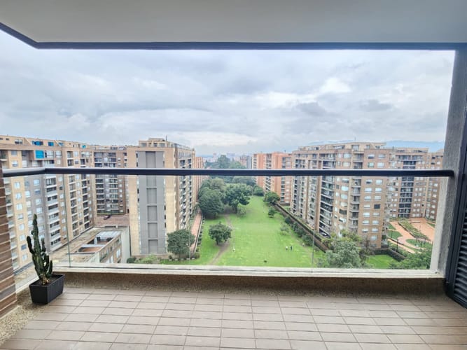 Apartamento de 3 alcobas en venta en Alejandria, Bogotá, 136 m² · foto 3 de 24