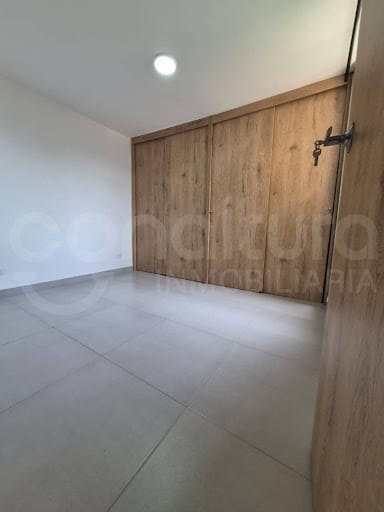 Apartamento de 3 alcobas en venta en San Jose, Sabaneta, 55 m² · foto 9 de 10