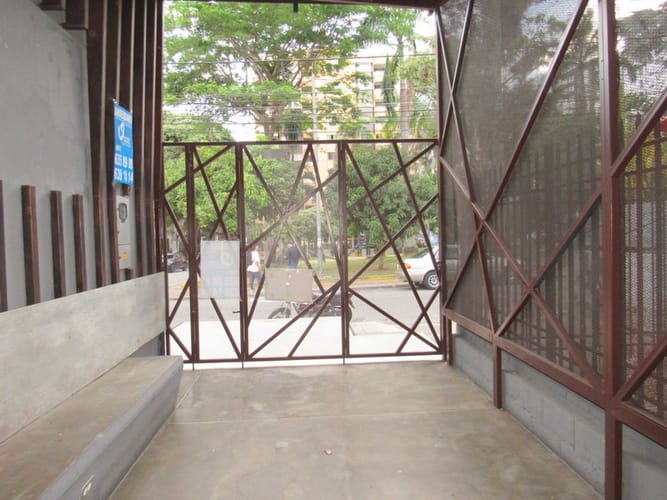Local en arriendo en Sotomayor, Bucaramanga, 98 m² · foto 8 de 12