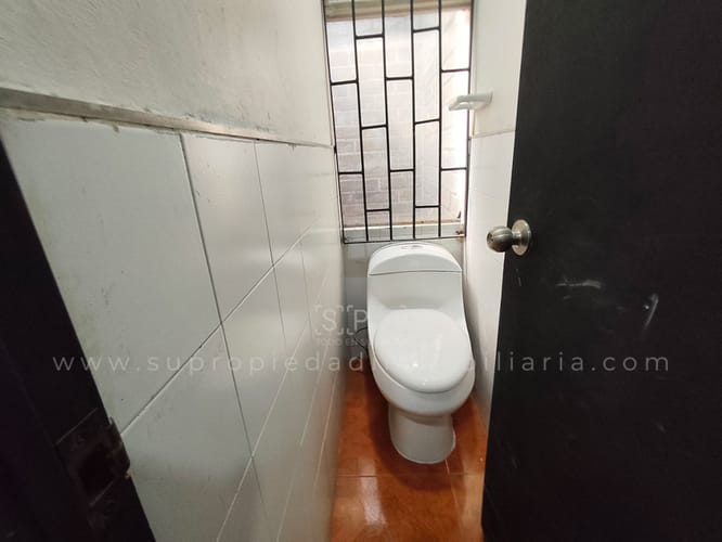Bodega en arriendo en Perpetuo Socorro, Medellín, 150 m² · foto 13 de 16