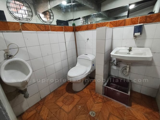 Bodega en arriendo en Perpetuo Socorro, Medellín, 150 m² · foto 16 de 16