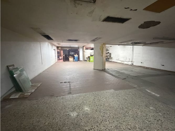 Local en venta en Guayaquil, Cali, 147 m² · foto 4 de 5