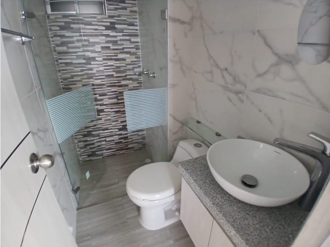 Apartamento de 2 alcobas en arriendo en Las Palmas, Ricaurte, 56 m² · foto 13 de 24