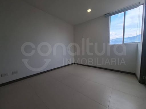 Apartamento de 3 alcobas en venta en La Florida, Sabaneta, 77 m² · foto 9 de 14