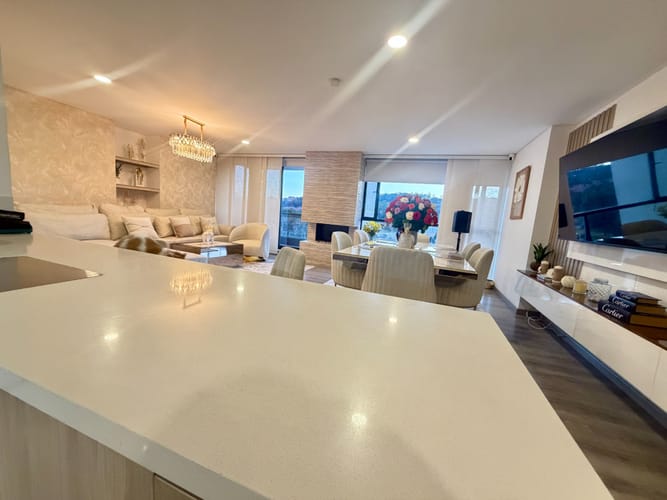 Apartamento de 3 alcobas en venta en San Jose V Sector, Bogotá, 155 m² · foto 6 de 24