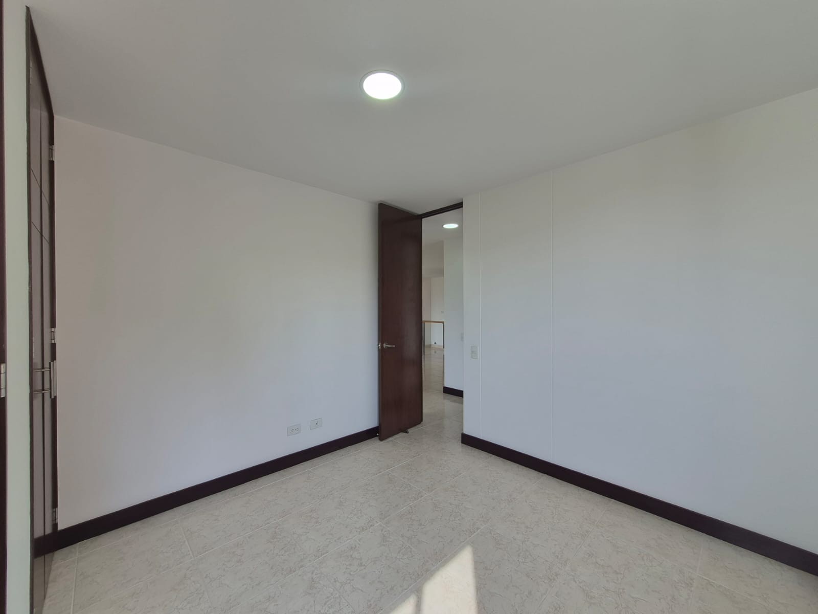 Apartamento en venta en La Inmaculada, Envigado · foto 8 de 16