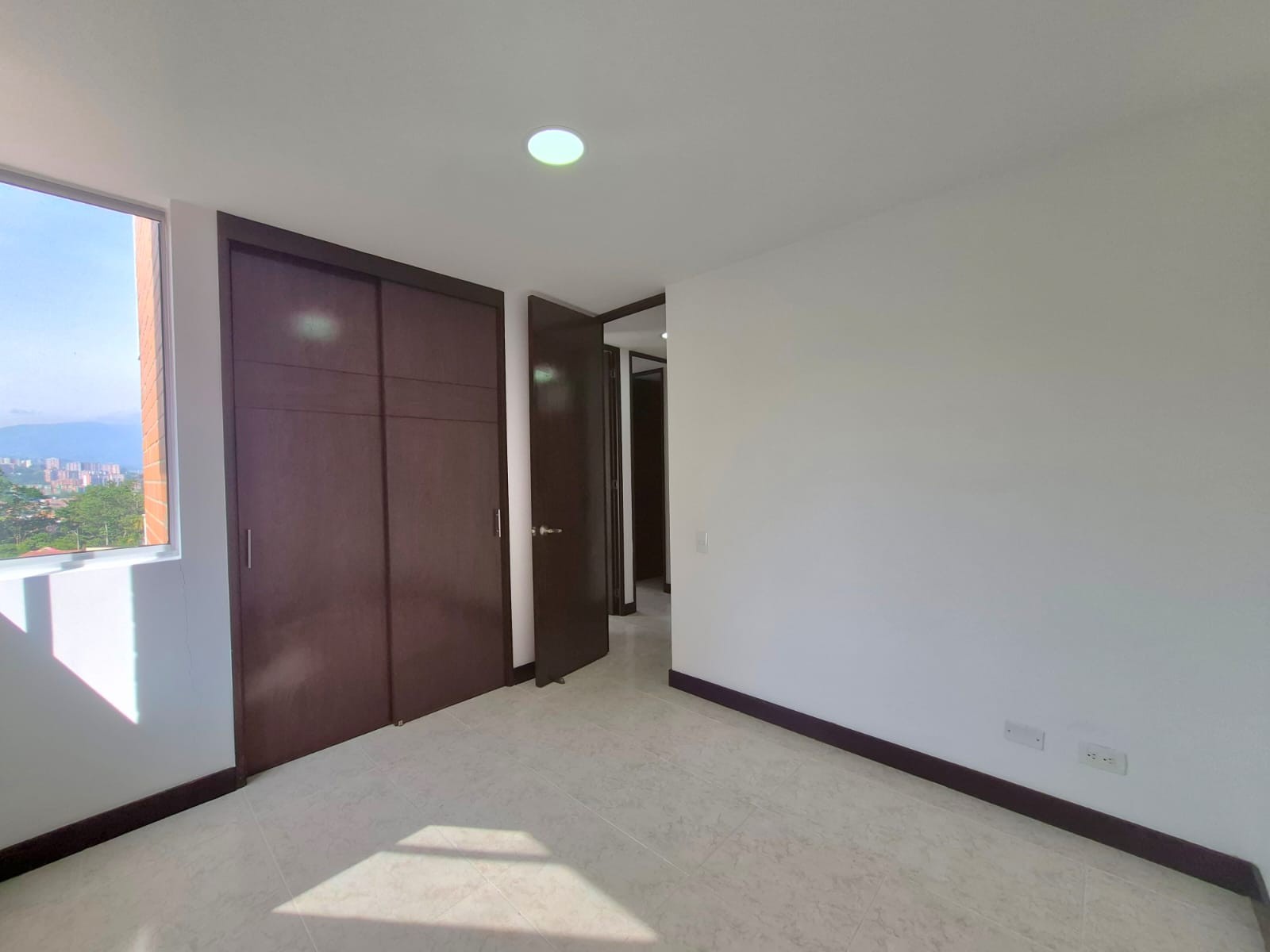 Apartamento en venta en La Inmaculada, Envigado · foto 10 de 16