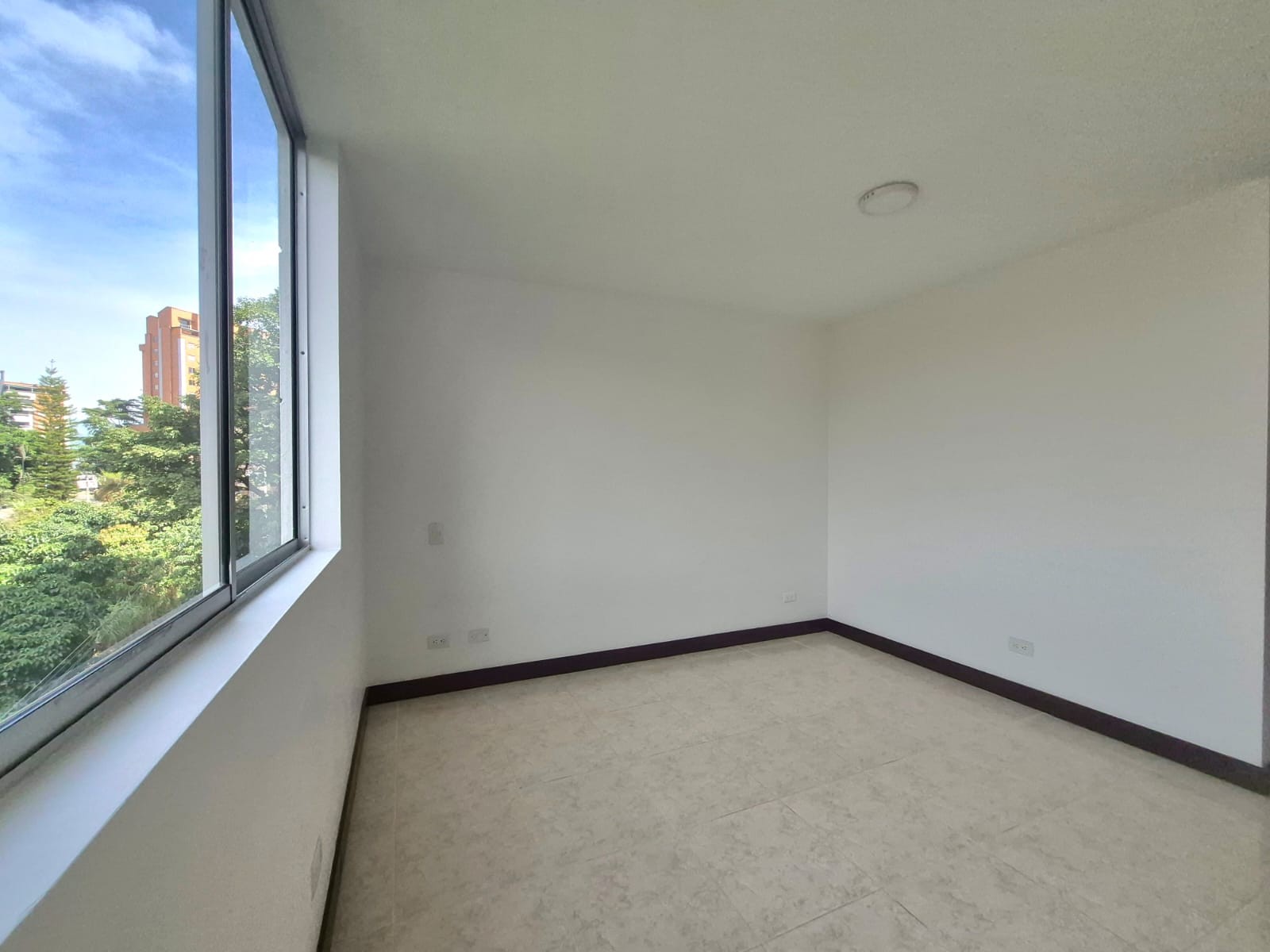 Apartamento en venta en La Inmaculada, Envigado · foto 13 de 16