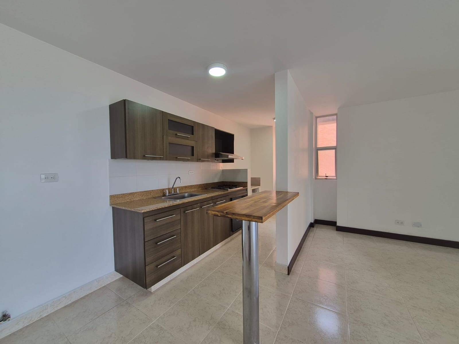 Apartamento en venta en La Inmaculada, Envigado · foto 4 de 16