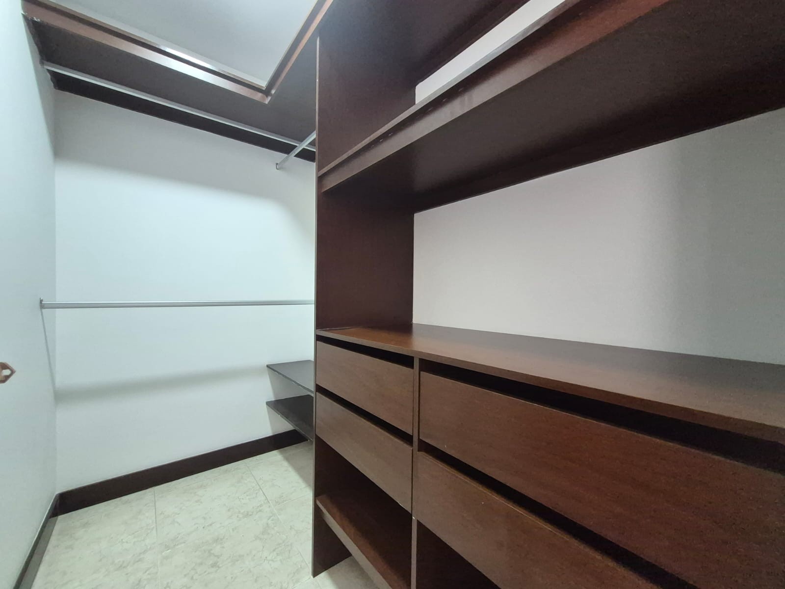 Apartamento en venta en La Inmaculada, Envigado · foto 14 de 16