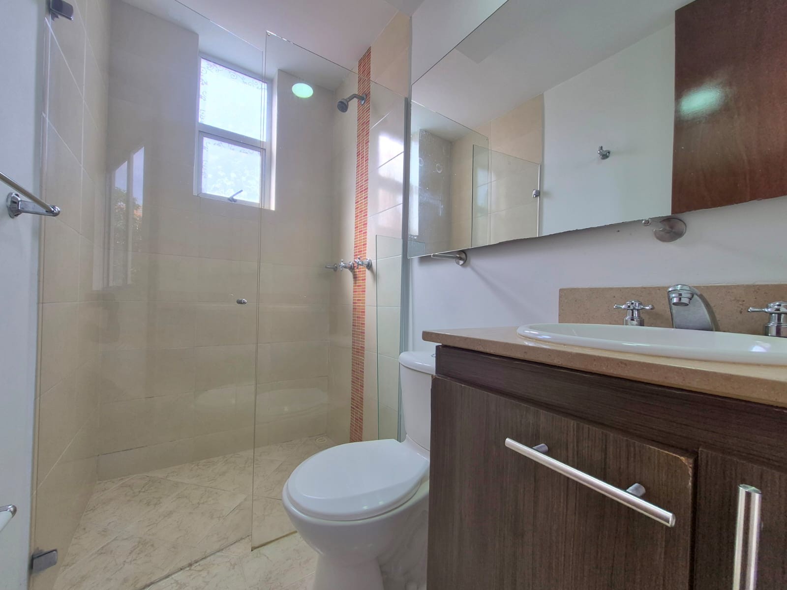 Apartamento en venta en La Inmaculada, Envigado · foto 11 de 16