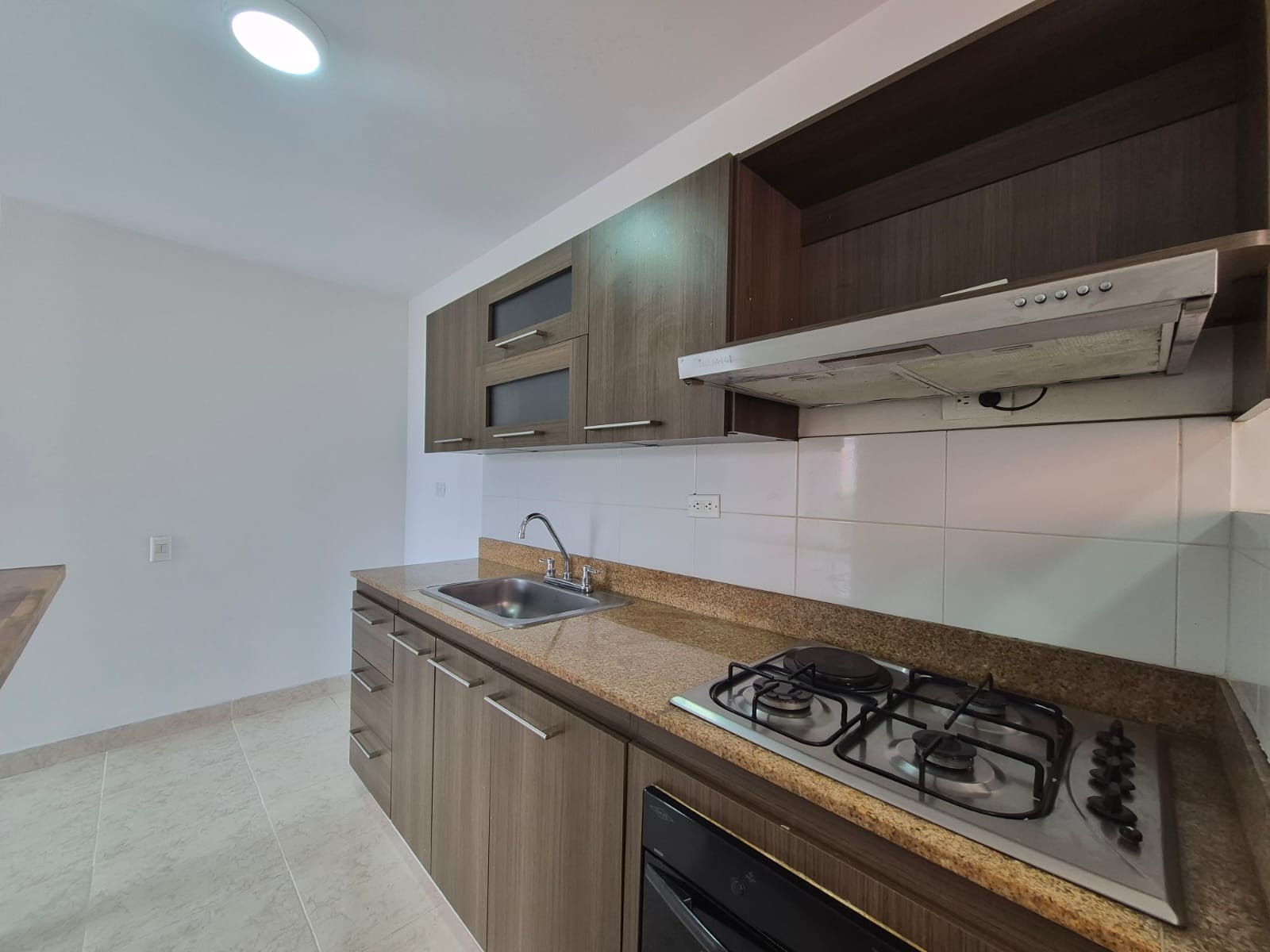 Apartamento en venta en La Inmaculada, Envigado · foto 6 de 16