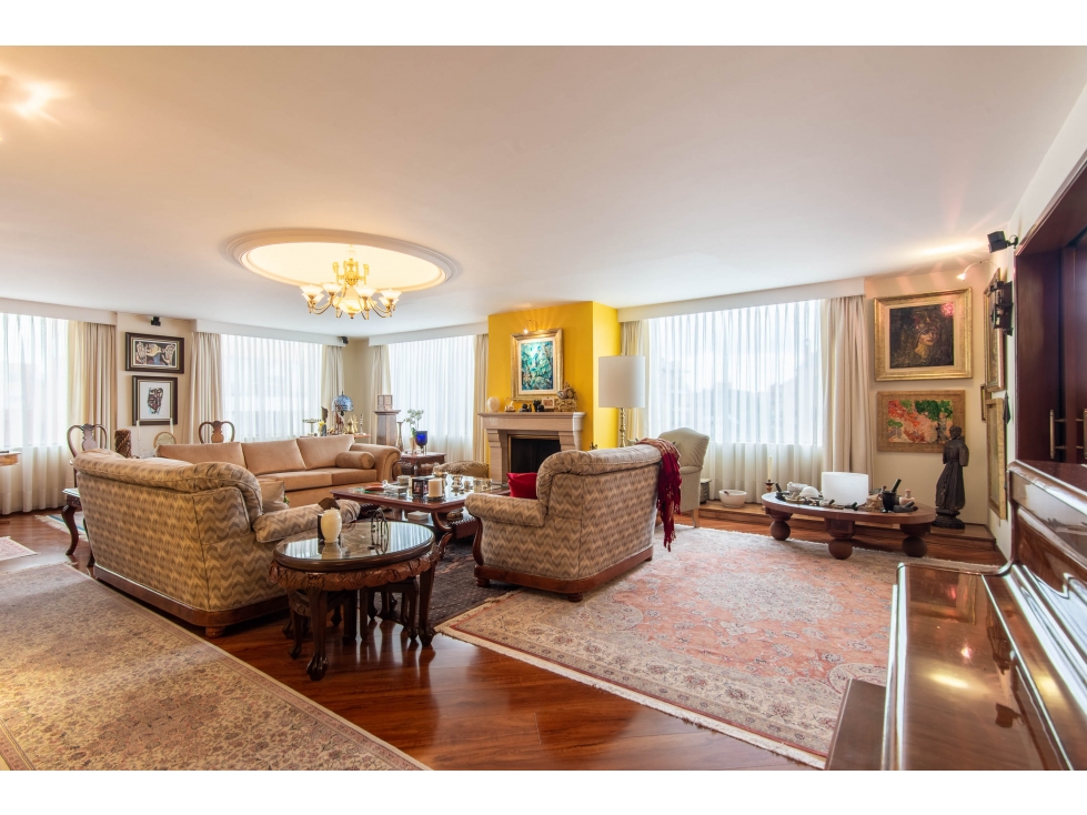 Apartamento en venta en Santa Barbara Occidental, Bogotá · foto 2 de 18