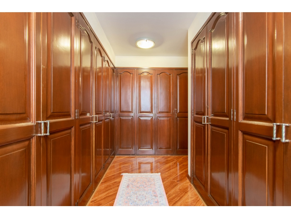 Apartamento en venta en Santa Barbara Occidental, Bogotá · foto 12 de 18