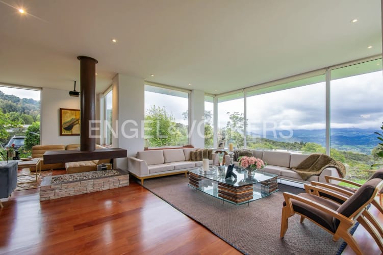 Casa de 4 alcobas en venta en Yerbabuena, Chía, 515 m² · foto 3 de 20