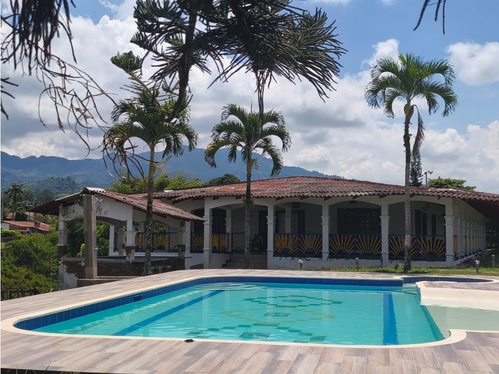 Casa en venta en Combia, Pereira · foto 2 de 24
