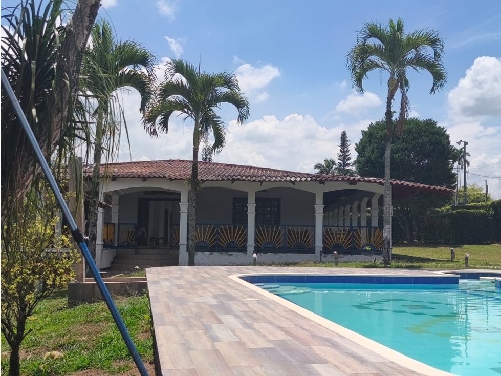 Casa en venta en Combia, Pereira · foto 3 de 24