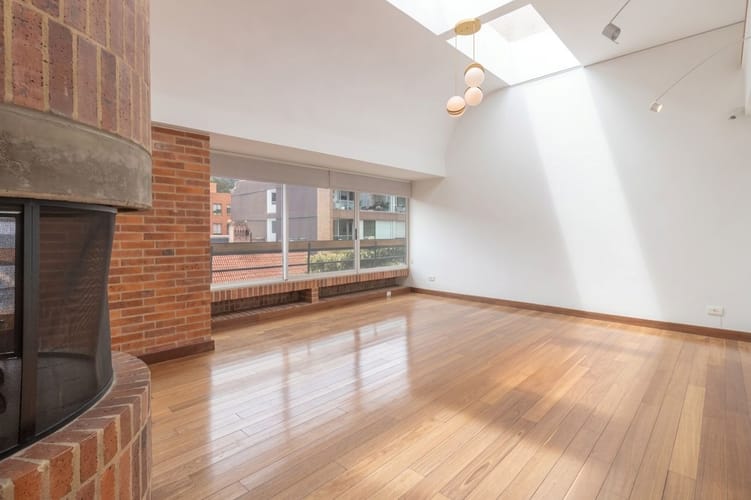 Apartamento de 3 alcobas en venta en Chicó Reservado, Bogotá, 281 m² · foto 4 de 20