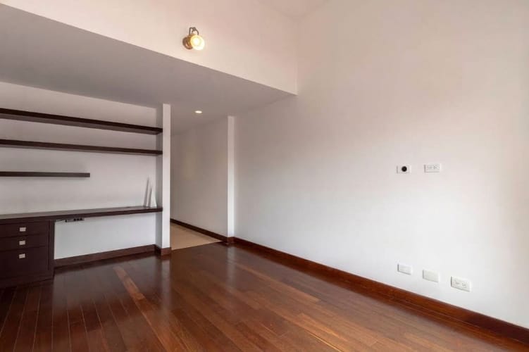 Apartamento de 3 alcobas en venta en Chicó Reservado, Bogotá, 281 m² · foto 18 de 20