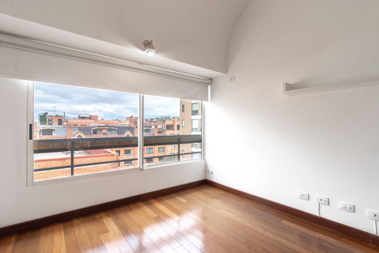 Apartamento de 3 alcobas en venta en Chicó Reservado, Bogotá, 281 m² · foto 19 de 20