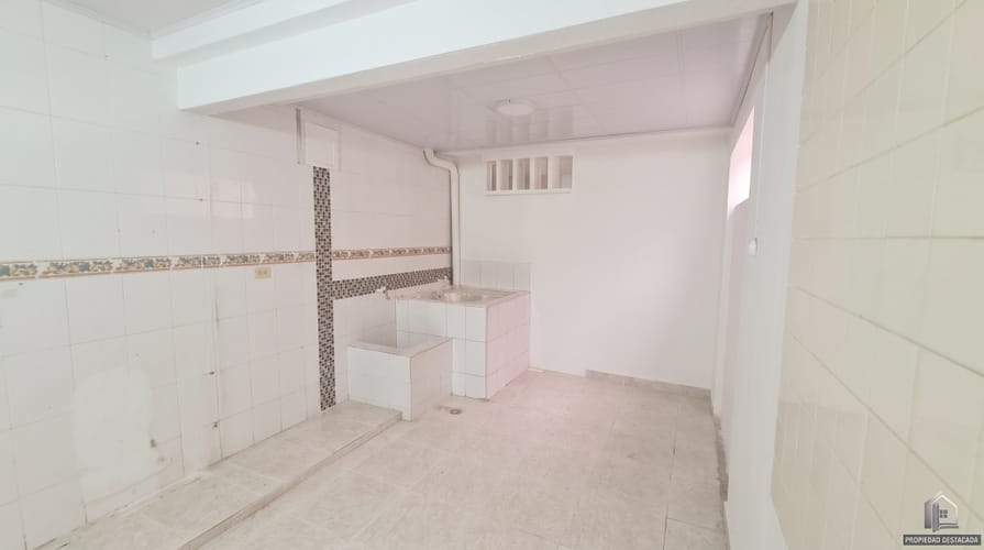 Casa de 3 alcobas en venta en Barzal Bajo Sur, Villavicencio, 200 m² · foto 6 de 9