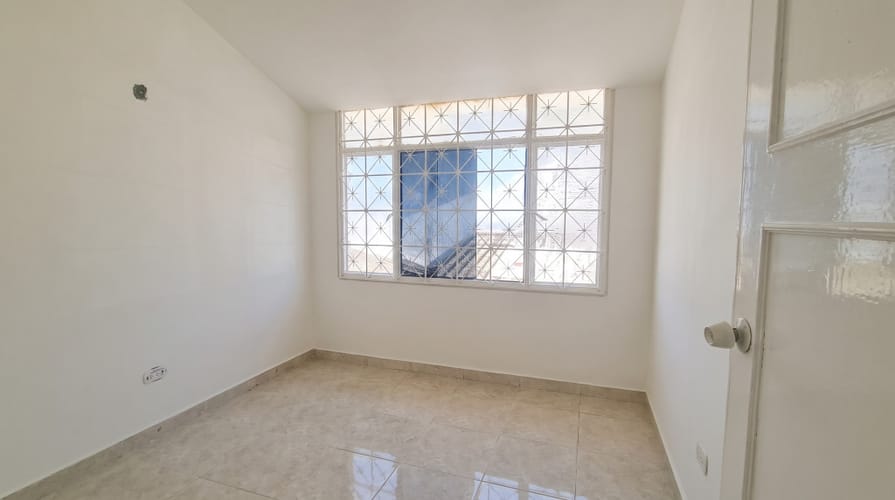 Casa de 3 alcobas en venta en Barzal Bajo Sur, Villavicencio, 200 m² · foto 7 de 9