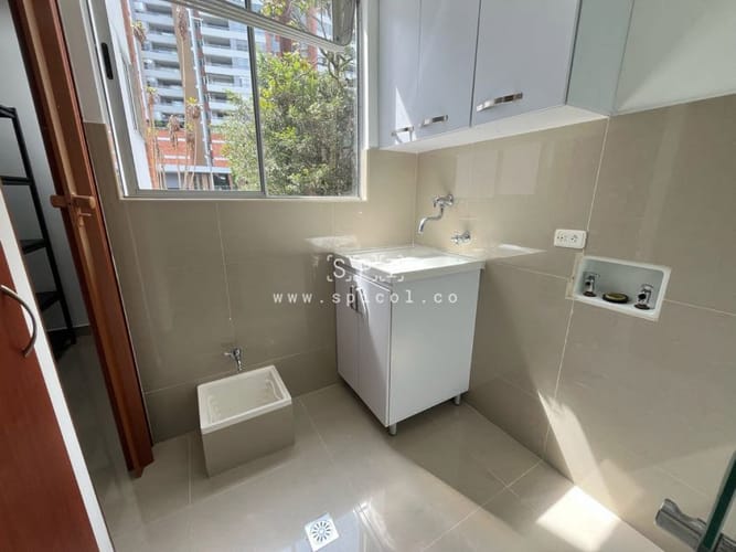 Apartamento de 3 alcobas en arriendo en Loma De Las Brujas, Envigado, 116 m² · foto 7 de 21