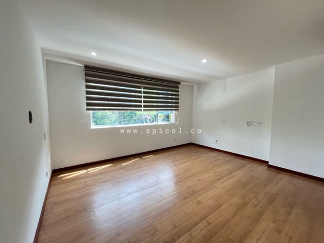 Apartamento de 3 alcobas en arriendo en Loma De Las Brujas, Envigado, 116 m² · foto 19 de 21