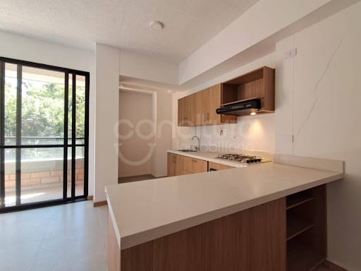 Apartamento de 3 alcobas en venta en Chile, La Estrella, 79 m² · foto 2 de 15