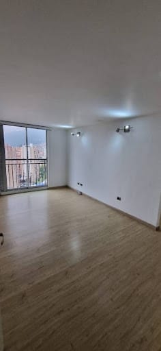 Apartamento de 3 alcobas en venta en Sosiego Sur, Bogotá, 90 m² · foto 4 de 24