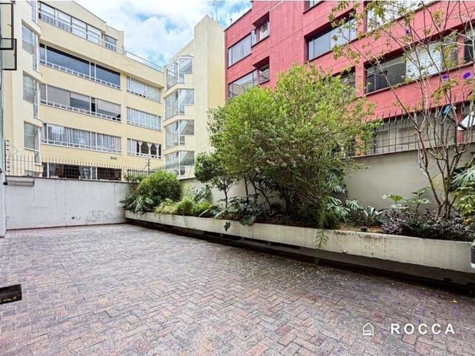 Apartamento de 2 alcobas en arriendo en Santa Barbara, Bogotá, 200 m² · foto 5 de 11