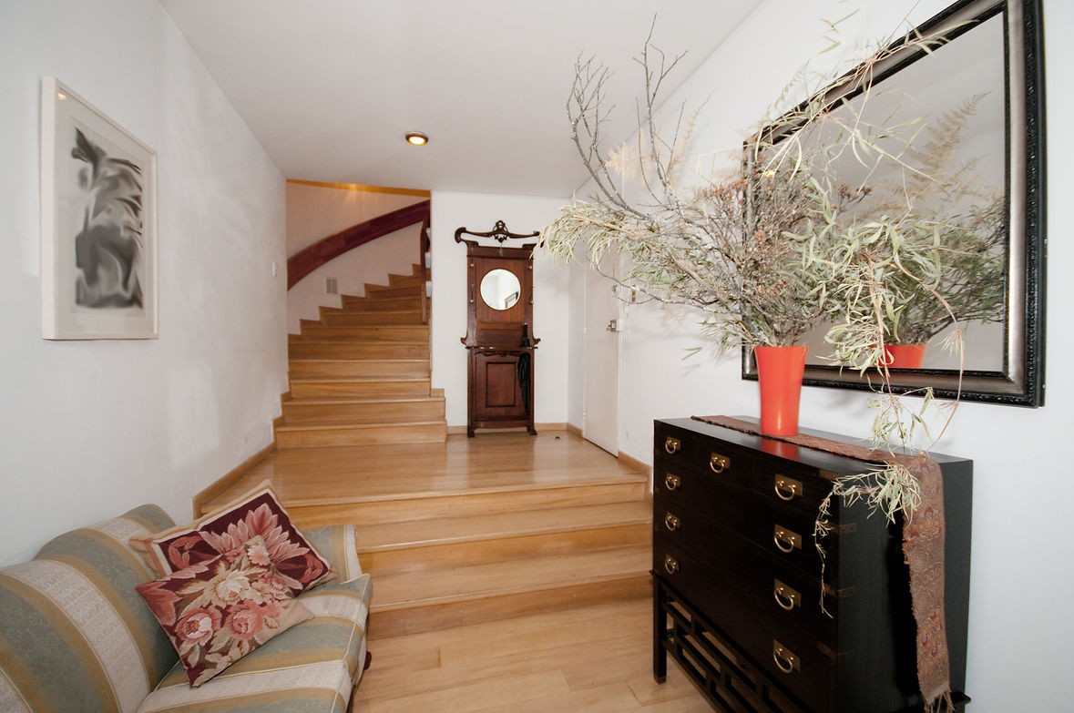 Casa en venta en El Refugio, Bogotá · foto 2 de 15