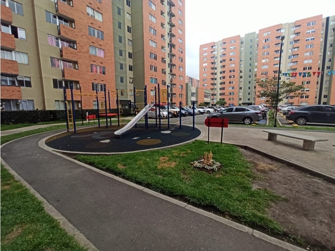 Apartamento de 3 alcobas en venta en La Prosperidad, Madrid, 63 m² · foto 22 de 24