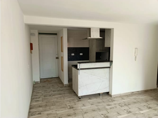 Apartamento de 3 alcobas en venta en La Prosperidad, Madrid, 64 m² · foto 2 de 22