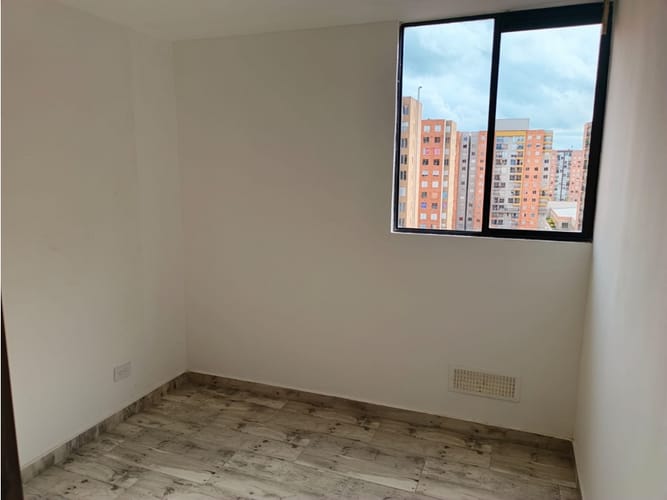 Apartamento de 3 alcobas en venta en La Prosperidad, Madrid, 64 m² · foto 5 de 22