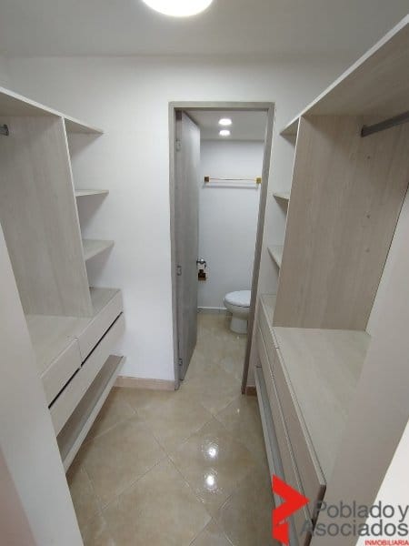 Apartamento de 3 alcobas en arriendo en Santa Maria De Los Angeles, Medellín, 80 m² · foto 11 de 19