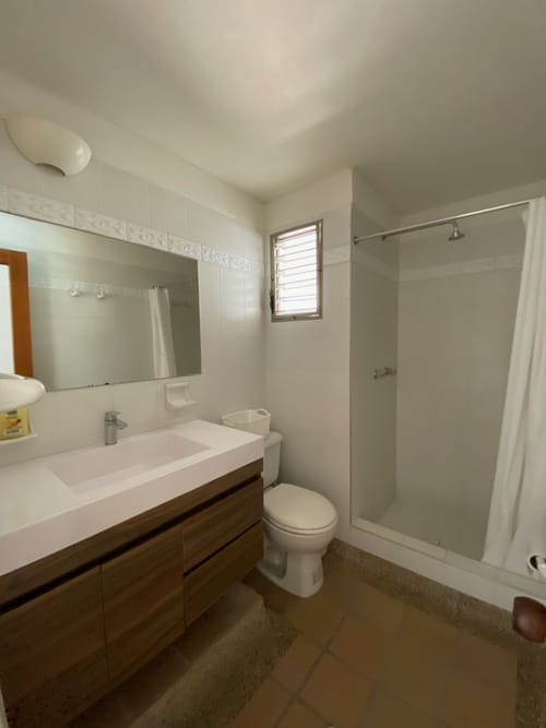 Casa de 5 alcobas en venta en Bosques De Peñalisa, Ricaurte, 450 m² · foto 10 de 18