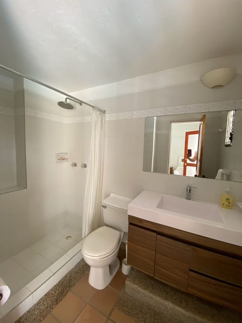 Casa de 5 alcobas en venta en Bosques De Peñalisa, Ricaurte, 450 m² · foto 13 de 18