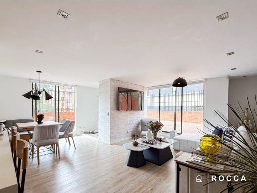 Apartamento de 1 habitación en venta en Chico, Bogotá — imagen 1 de 10