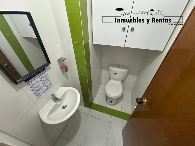 Oficina en arriendo en Sotomayor, Bucaramanga, 35 m² · foto 2 de 4