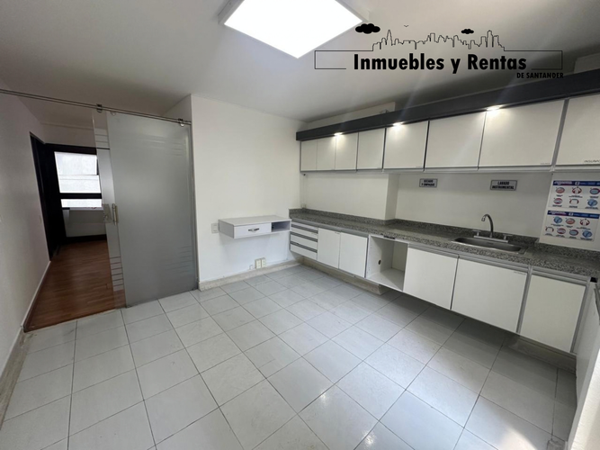 Oficina en arriendo en Sotomayor, Bucaramanga, 35 m² · foto 4 de 4
