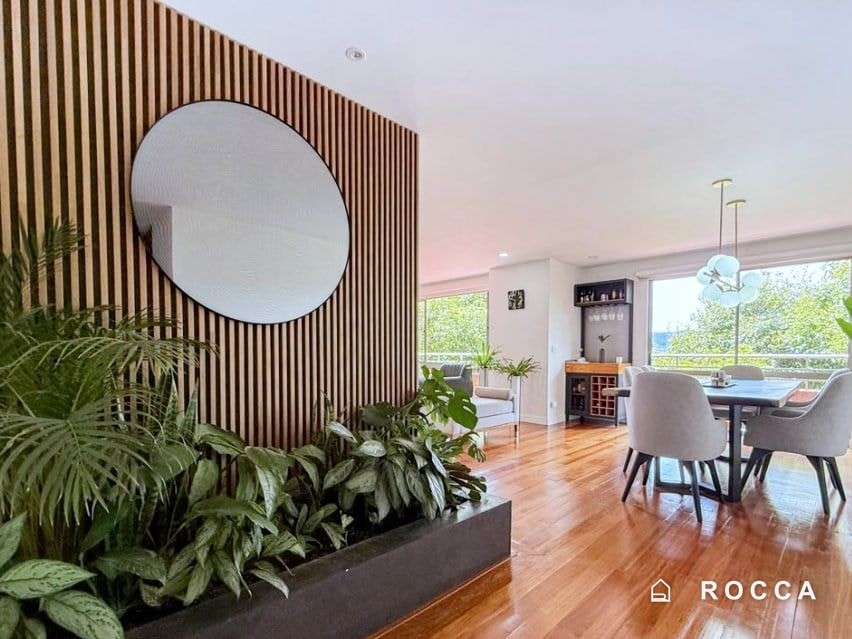 Apartamento de 4 habitaciones en venta en Lindaraja, Bogotá — imagen 1 de 16