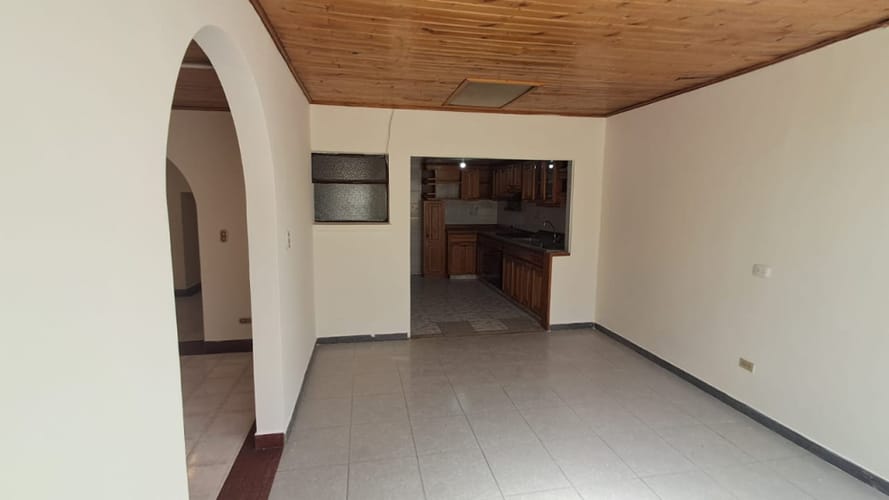 Casa de 4 alcobas en venta en Santa Maria Del Lago, Bogotá, 197 m² · foto 3 de 20