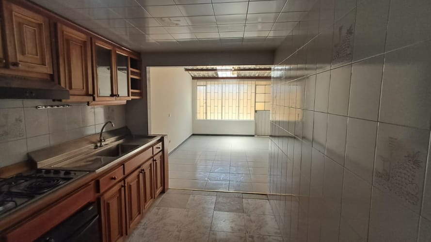 Casa de 4 alcobas en venta en Santa Maria Del Lago, Bogotá, 197 m² · foto 14 de 20