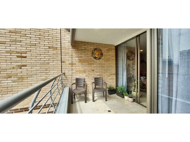 Apartamento en venta en Milla De Oro, Medellín · foto 2 de 23