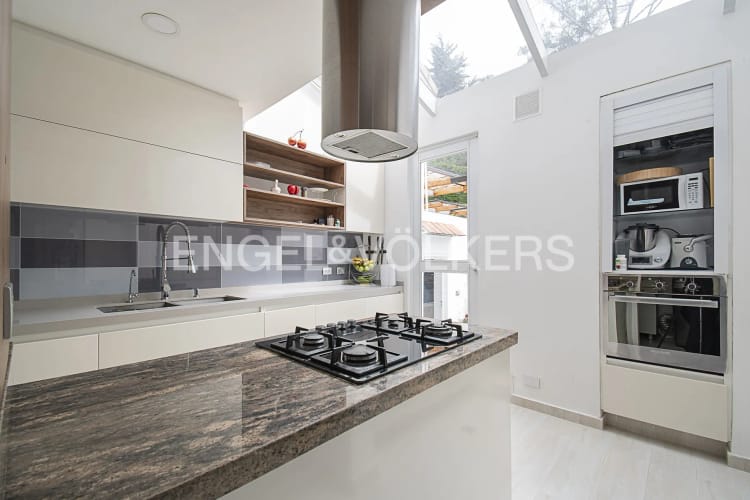Casa de 3 alcobas en venta en Cerros De Suba, Bogotá, 181 m² · foto 4 de 16