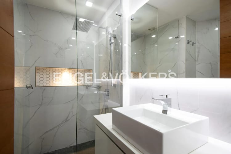 Apartamento de 2 alcobas en venta en Los Rosales, Bogotá, 142 m² · foto 14 de 15