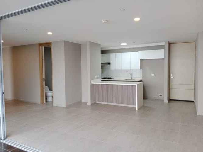 Apartamento de 2 alcobas en arriendo en El Tesoro, Medellín, 100 m² · foto 4 de 24